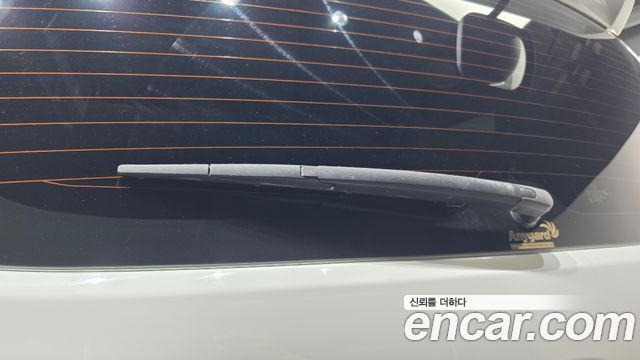 Hyundai Starex 2017 — photo 32