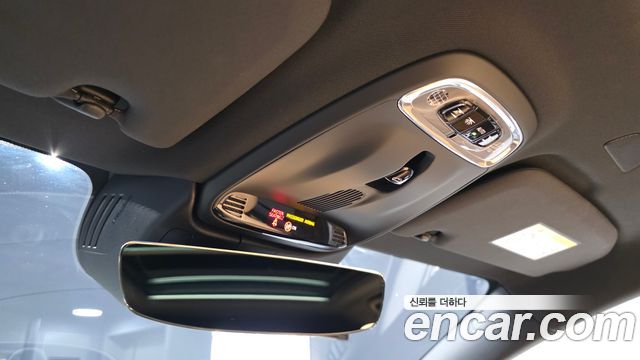 Volvo V60 2020 — photo 29