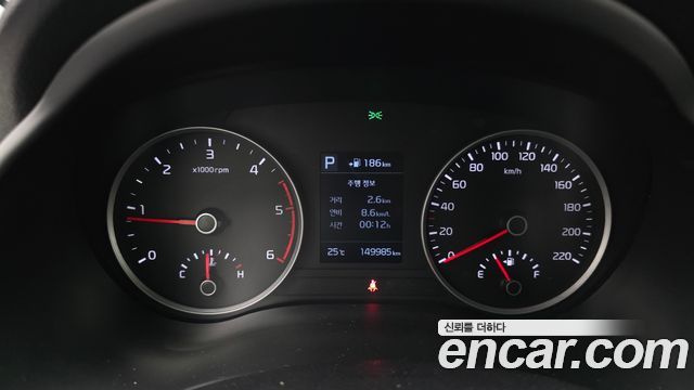 Kia Stonic 2018 — photo 8