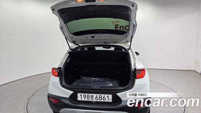 Kia Stonic 2018 — photo 20