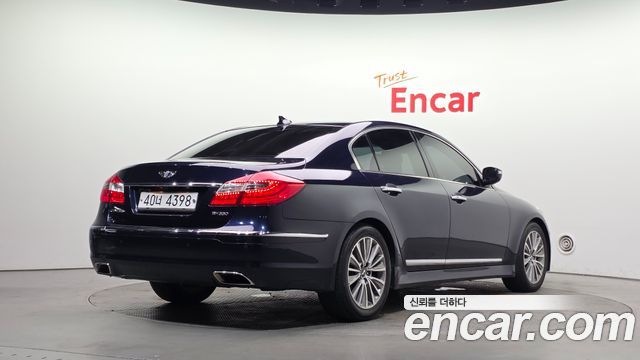 Hyundai Genesis 2013 — photo 2