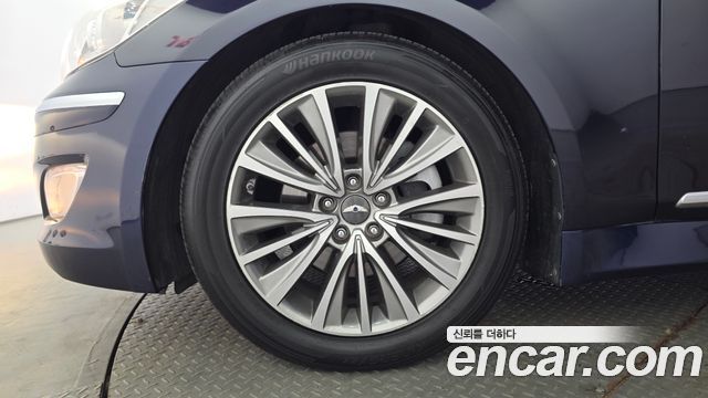 Hyundai Genesis 2013 — photo 5