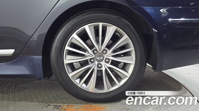 Hyundai Genesis 2013 — photo 7