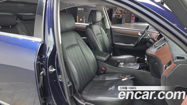 Hyundai Genesis 2013 — photo 16