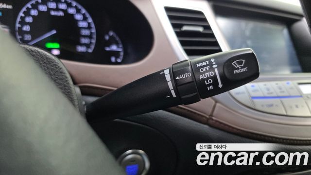 Hyundai Genesis 2013 — photo 27