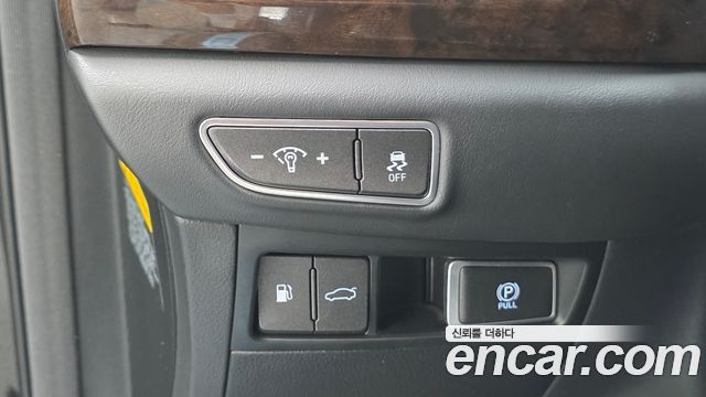 Genesis EQ900 2016 — photo 13