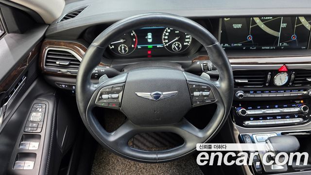 Genesis EQ900 2016 — photo 15