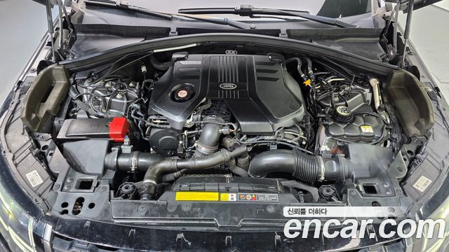 Land Rover Range Rover Velar 2018 — photo 6