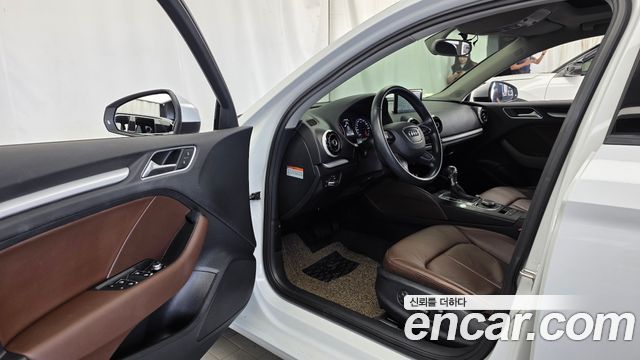 Audi A3 2015 — photo 10