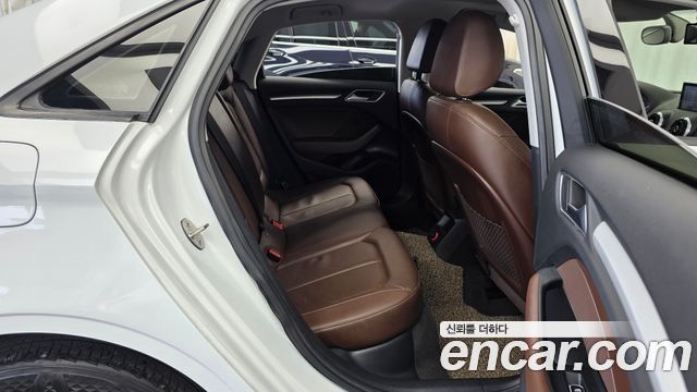 Audi A3 2015 — photo 12