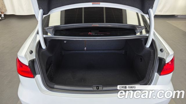 Audi A3 2015 — photo 20