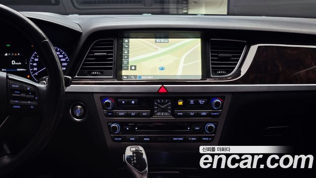 Hyundai Genesis 2016 — photo 19