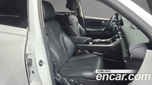 Genesis GV80 2020 — photo 12