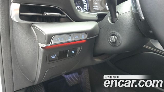 Genesis GV80 2020 — photo 15