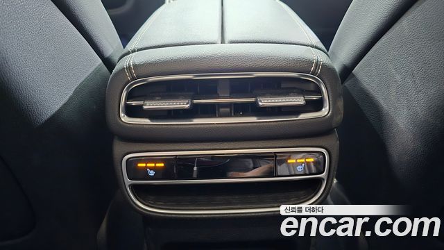 Genesis GV80 2020 — photo 18