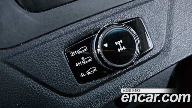 KG Mobility Rexton 2019 — photo 16