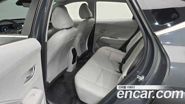 Hyundai Kona 2023 — photo 11