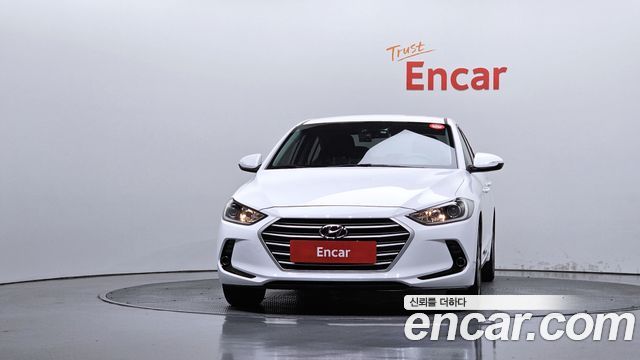 Hyundai AVANTE 2018 — photo 3