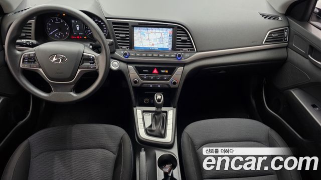 Hyundai AVANTE 2018 — photo 7