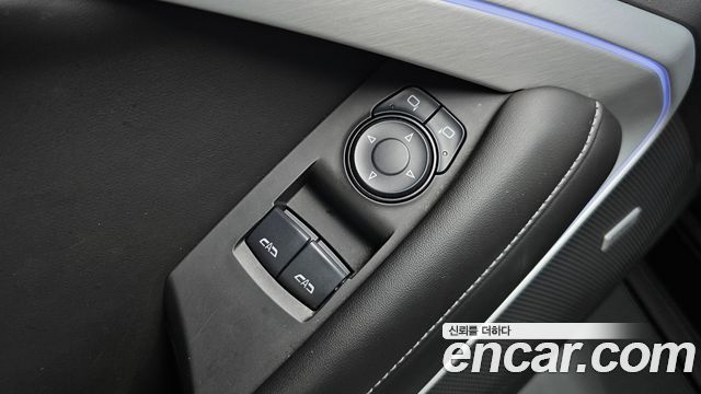 Chevrolet Korea Camaro 2017 — photo 31