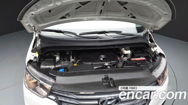 Hyundai Starex 2021 — photo 6