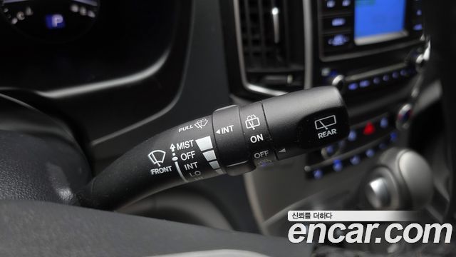 Hyundai Starex 2021 — photo 23