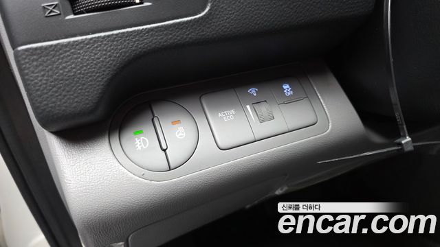 Hyundai Starex 2021 — photo 24