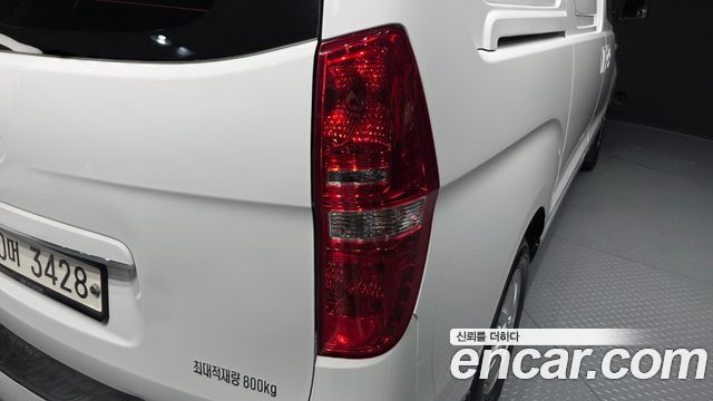 Hyundai Starex 2021 — photo 9