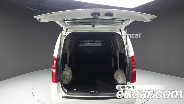 Hyundai Starex 2021 — photo 28