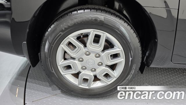 Hyundai Staria 2022 — photo 5