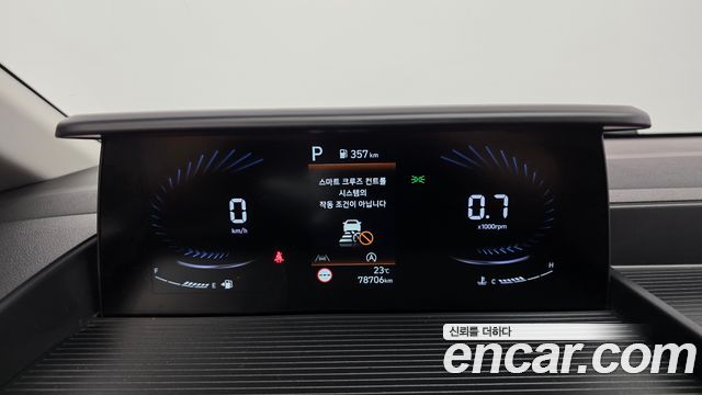 Hyundai Staria 2022 — photo 11
