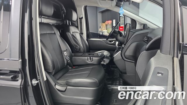 Hyundai Staria 2022 — photo 17