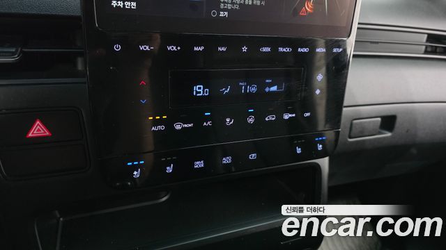 Hyundai Staria 2022 — photo 23