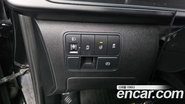 Hyundai Staria 2022 — photo 24
