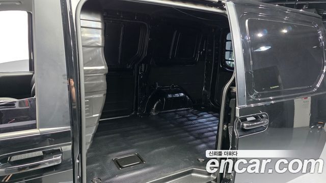 Hyundai Staria 2022 — photo 16