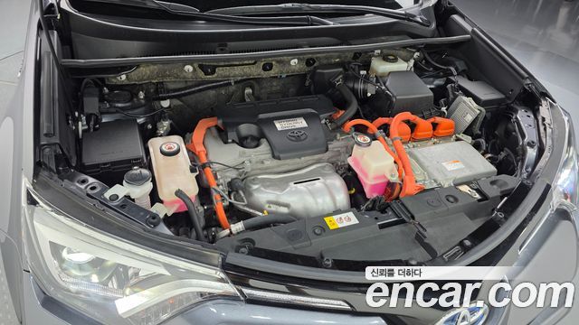 Toyota RAV4 2018 — photo 6
