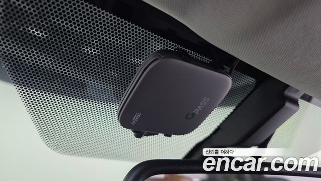 Toyota RAV4 2018 — photo 33
