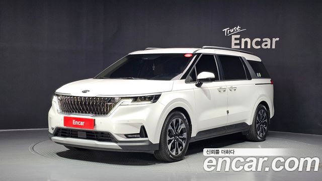 Kia Canival 2021 — photo 1