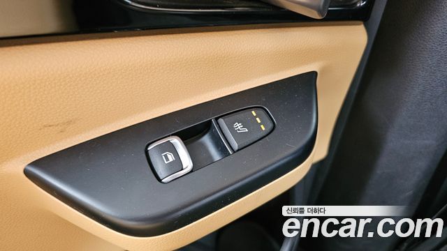 Kia Canival 2021 — photo 25