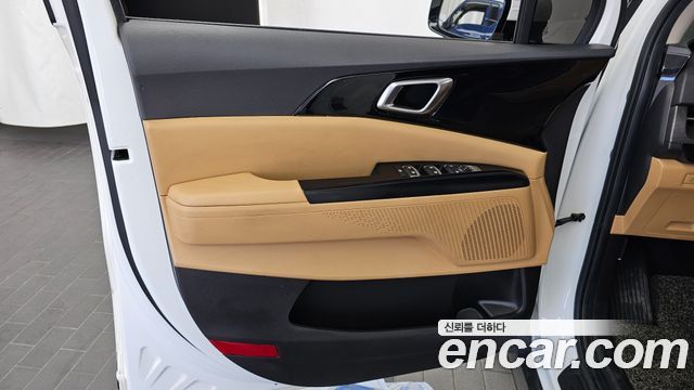 Kia Canival 2021 — photo 14