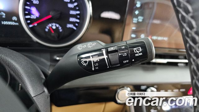 Kia Canival 2021 — photo 29