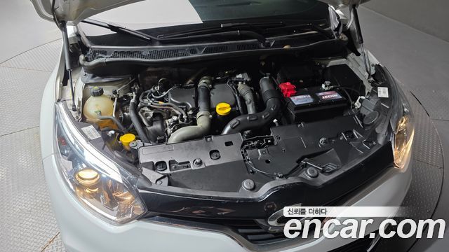 Renault Korea QM3 2017 — photo 6