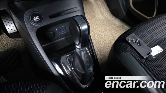 Renault Korea QM3 2017 — photo 12
