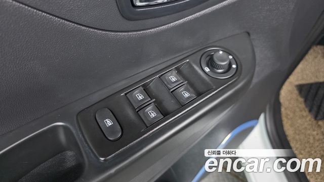 Renault Korea QM3 2017 — photo 17