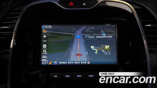 Renault Korea QM3 2017 — photo 26