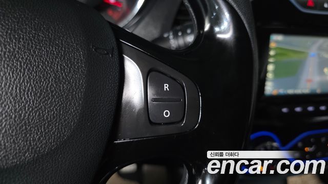 Renault Korea QM3 2017 — photo 27