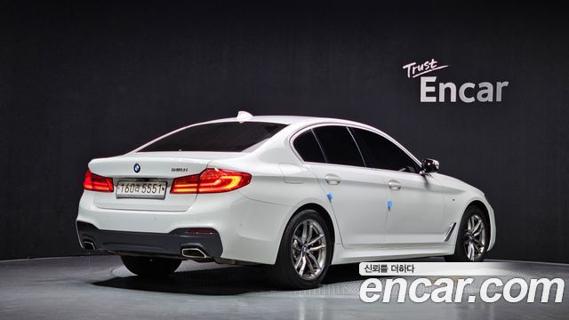 BMW 5-Series 2020 — photo 2