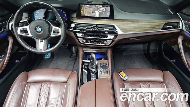 BMW 5-Series 2020 — photo 7
