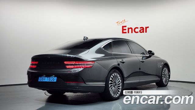 Genesis G80 2022 — photo 2
