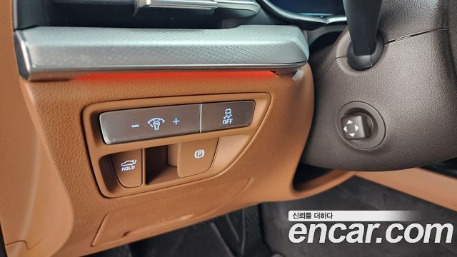 Genesis G80 2022 — photo 26
